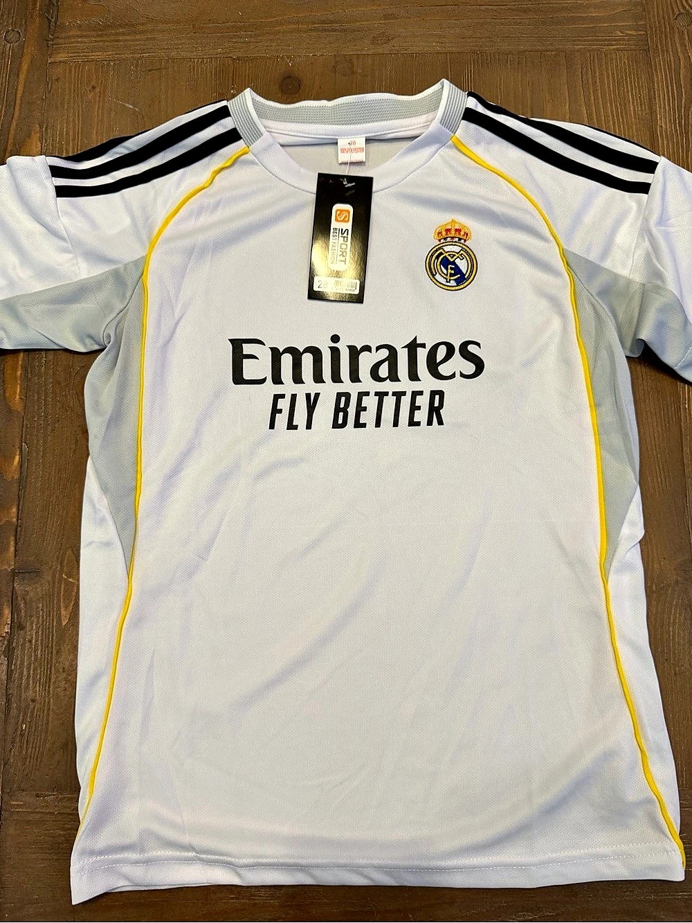 Real Madrid Home Jersey White & Yellow Medium NWT